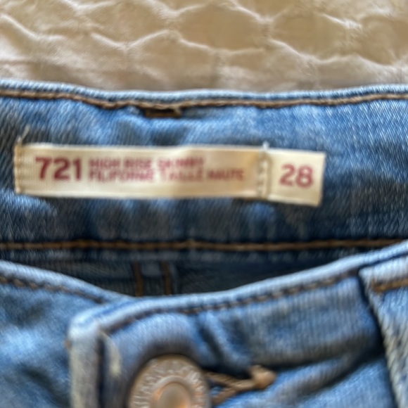 Lexi’s 721 high rise skinny jeans - Picture 5 of 12